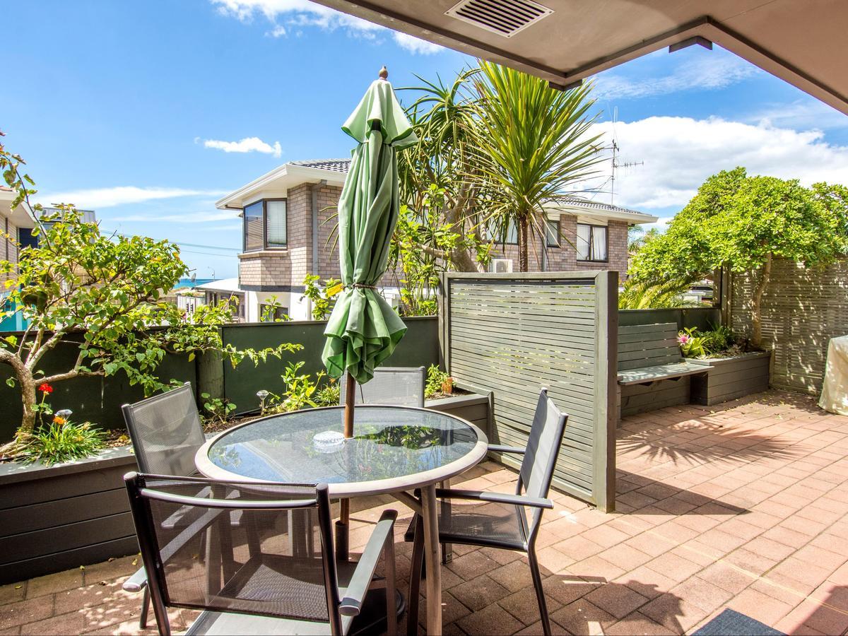 Boatshed Motel Apartments Mount Maunganui Extérieur photo
